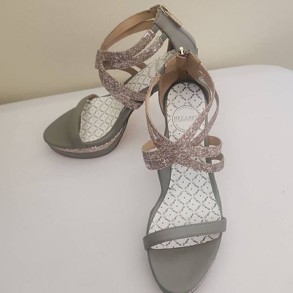 Hey Lady Grey Double Trouble Platform, 7.5, New - Picture 7 of 7